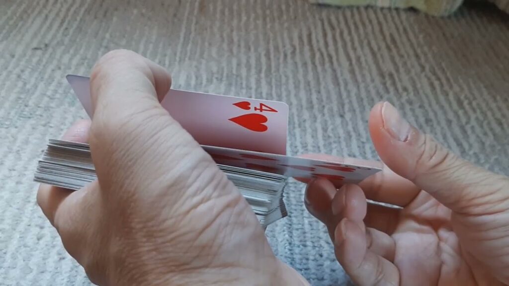 アルファ波 睡眠効果のある声で、カードマジック テクニックティルト・解説