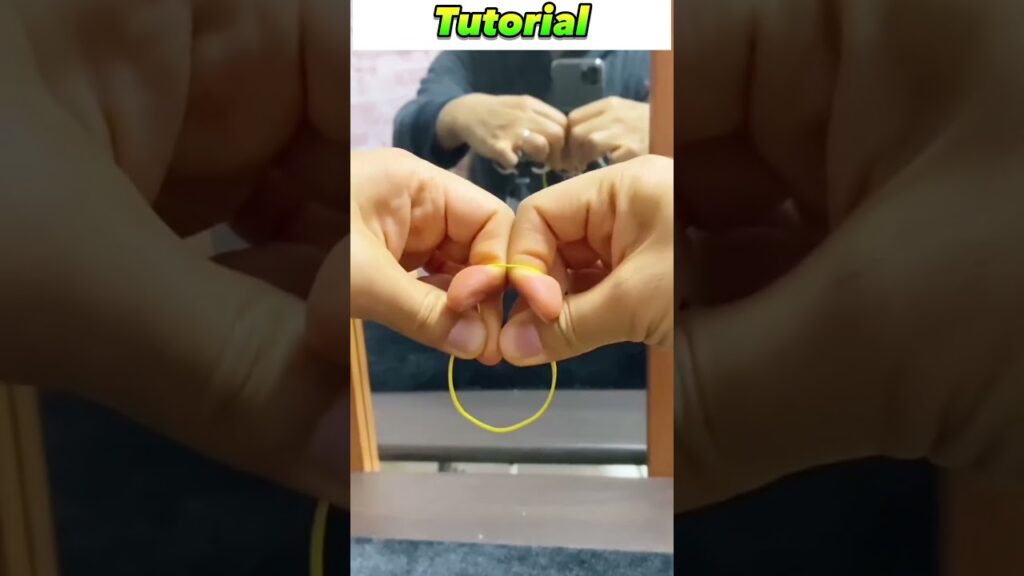 Easy Rubber Band Magic Trick Tutorial / 輪ゴムマジック種明かし