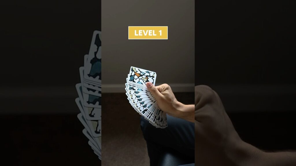 One Handed Fan 👋🏼🪭 (LEVEL 1) #cardistry #tutorial #playingcards #beginner #shuffle